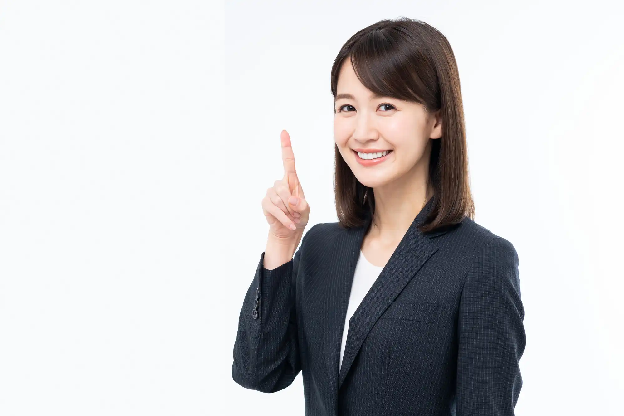 指差しをしている女性